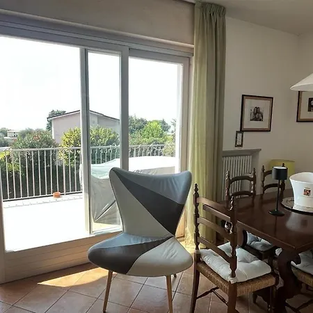 Casa vacanze Two Family - Large Garden, View, Shared Pool *